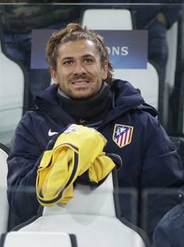 Cerci sorride in panchina. Ap